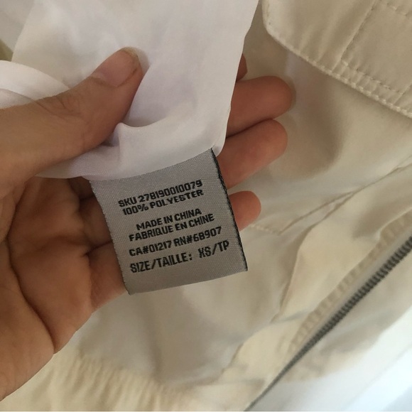 La Château White Bomber Jacket - Picture 11 of 12